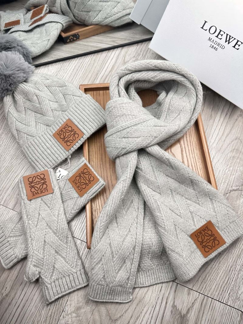 Loewe Caps Scarfs